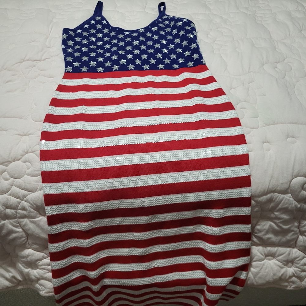 QUEEN OF SPARKLES Red, White & Blue American Flag Sequin Bodycon Dress